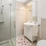 Cozy In With Kitchen Будинок відпочинку *