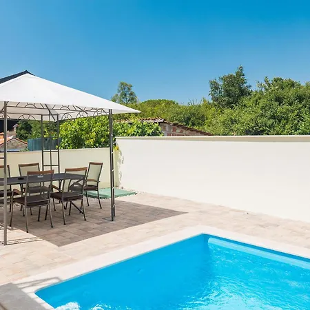 Сasa de vacaciones Cozy In With Kitchen *