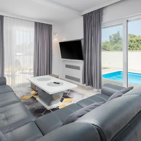 Cozy In With Kitchen * Poreč