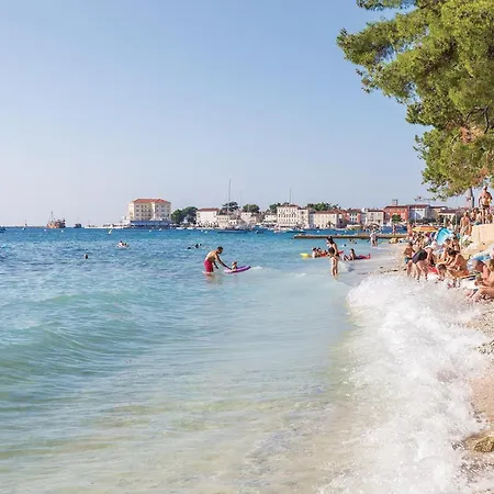 Сasa de vacaciones Cozy In With Kitchen Poreč