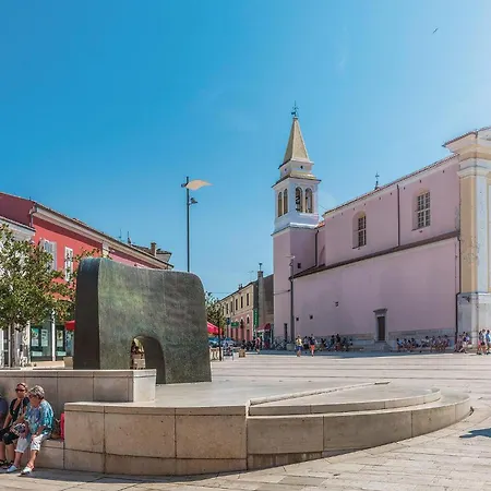 Prázdninový dům Cozy In With Kitchen Poreč