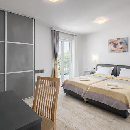 Cozy In With Kitchen Poreč