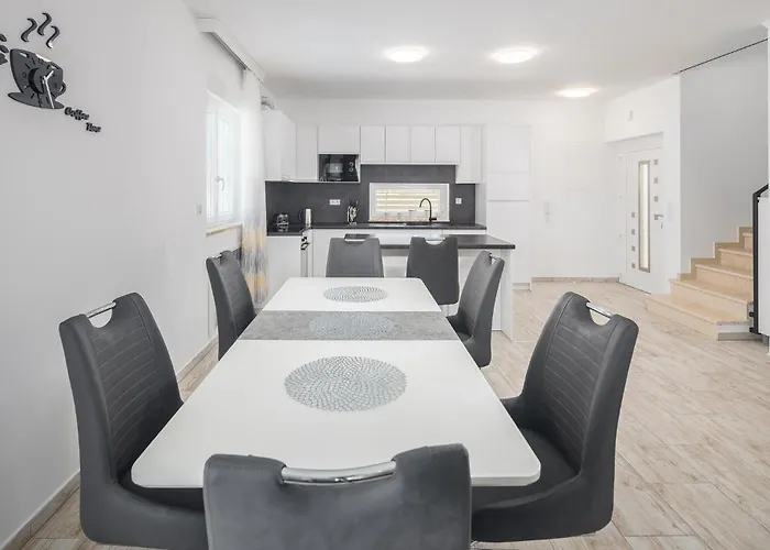 Prázdninový dům Cozy In With Kitchen